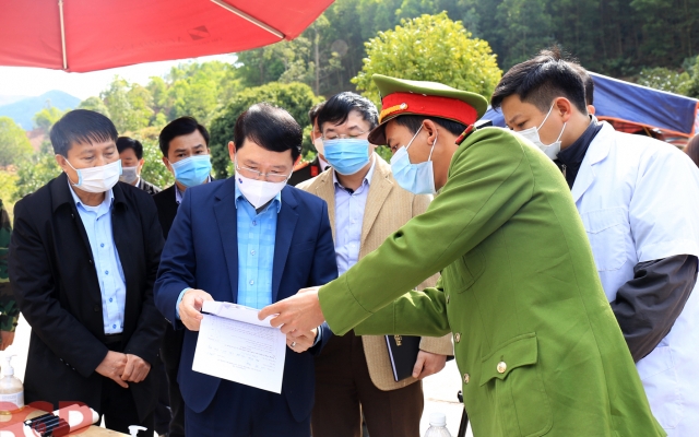 Tỉnh Bắc Giang tăng tốc lấy mẫu xét nghiệm người đi về từ TP HCM