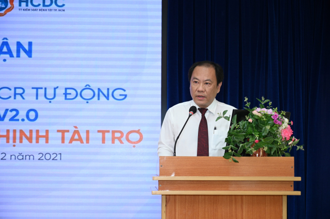 Bác sĩ Nguyễn Hoài Nam bày tỏ lời cảm ơn đến Tập đoàn Hưng Thịnh  vì đã chung tay cùng Thành phố và ngành Y tế trong công tác phòng, chống dịch Covid-19