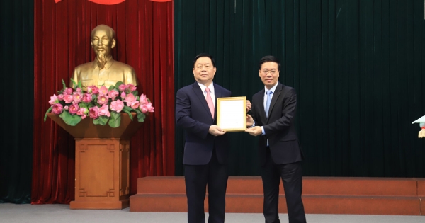 Thượng tướng Nguyễn Trọng Nghĩa giữ chức Trưởng Ban Tuyên giáo Trung ương