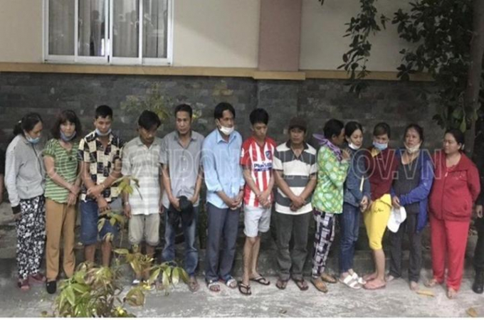 13 đối tượng “lắc xí ngầu” ăn tiền tại huyện Nhơn Trạch bị tạm giữ hình sự