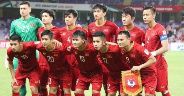 Đội tuyển Việt Nam thời HLV Park Hang Seo là chuyên gia đá… sân trung lập