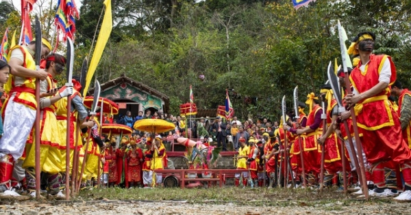 Độc đáo lễ rước sinh thực khí ở Lạng Sơn, du khách ngượng đỏ mặt