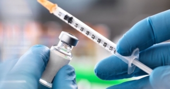 Chi tiết 11 nhóm đối tượng được tiêm vaccine Covid-19 đầu tiên tại Việt Nam