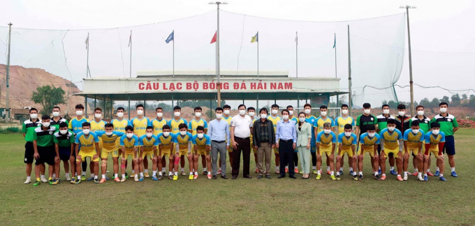 CLB bóng đá Hải Nam là đội bóng xuất sắc của Vĩnh Phúc lần đầu tham gia và thăng hạng