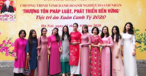 Nhằm phát huy di sản văn hóa Việt Nam, Công đoàn Bộ Tư pháp hưởng ứng "Tuần lễ áo dài" năm 2021