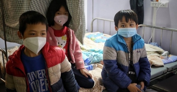 Gần nửa triệu trẻ em Việt Nam mắc COVID-19: Không thể chủ quan!