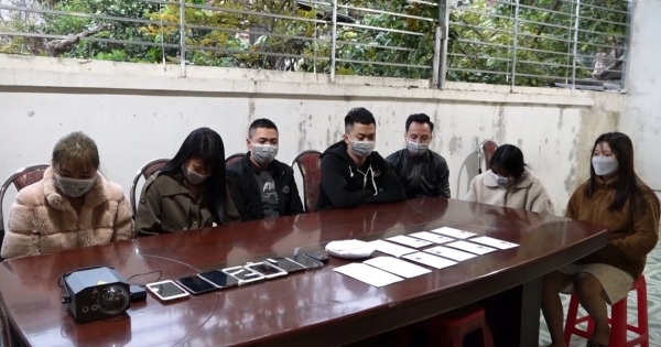 Yên Bái: Bắt quả tang nhóm "nam thanh nữ tú" tổ chức sử dụng chất ma túy trong nhà nghỉ
