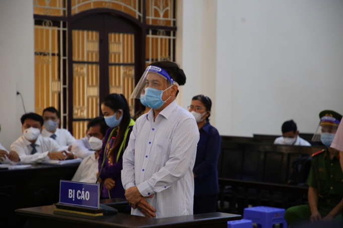 Diệp Văn Thạnh, nguyên Chủ tịch TP.Trà Vinh bị đề nghị mức án từ 8-9 năm tù.