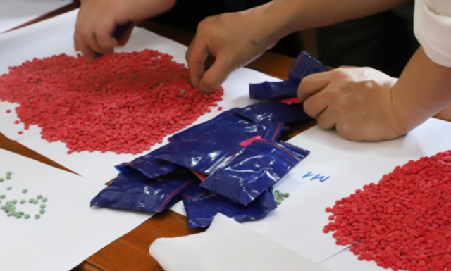 Hòa Bình: CSGT kiểm tra, phát hiện đối tượng tàng trữ hàng trăm viên hồng phiến