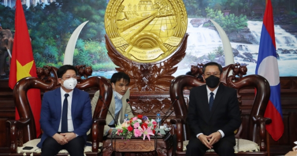 Đoàn cán bộ lãnh đạo Thừa Thiên Huế thăm và làm việc với tỉnh Salavan - Lào