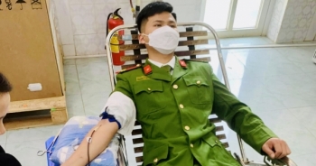 Thanh Hoá: Chiến sỹ Cảnh sát PCCC kịp thời hiến máu, cứu sống bé sơ sinh 7 ngày tuổi