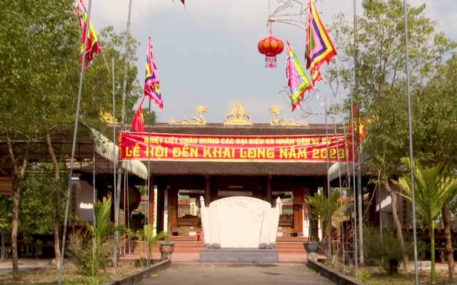 Đầu xuân tham dự lễ hội đền cổ Khai Long