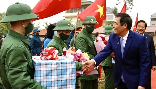 Phú Thọ: Gần 2.000 tân binh lên đường nhập ngũ