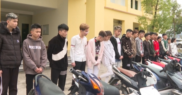 22 nam nữ ở Phú Thọ bị khởi tố do chặn đánh người đi xe máy theo biển số