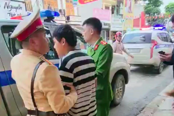Cảnh sát giao thông tỉnh Lạng Sơn bắt giữ đối tượng chém người rồi bỏ trốn