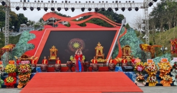 Quảng Ninh: Lễ hội đền Cửa Ông năm 2023 thu hút hàng vạn du khách đến chiêm bái, vãn cảnh