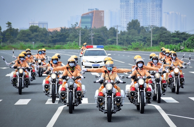 Thủ tướng đánh giá cao thành tích của lực lượng Cảnh sát giao thông