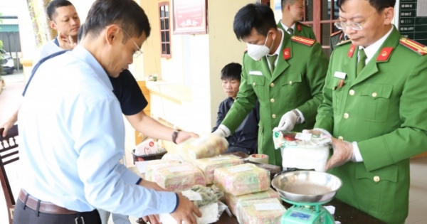 Hà Tĩnh: Bắt giữ 2 đối tượng vận chuyển trái phép 31 kg ma túy