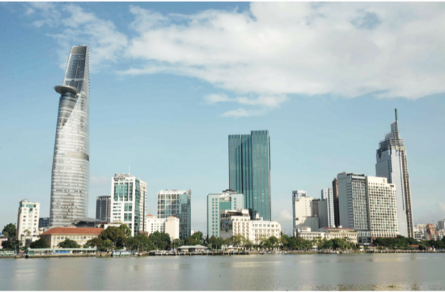 Chi tiết mức lương Chủ tịch UBND quận tại TP Hồ Chí Minh sau khi tăng lương cơ sở