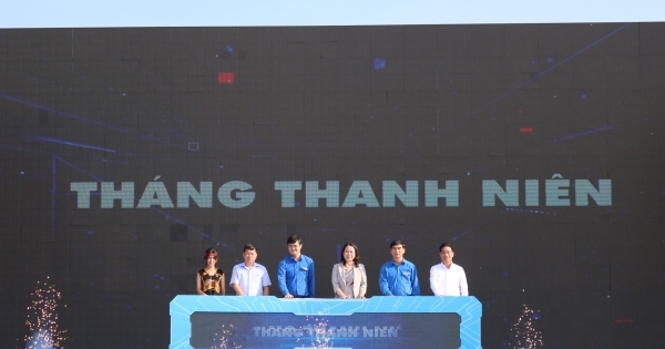 Quyền Chủ tịch nước Võ Thị Ánh Xuân tham dự lễ khởi động Tháng thanh niên 2023 tại Bình Thuận