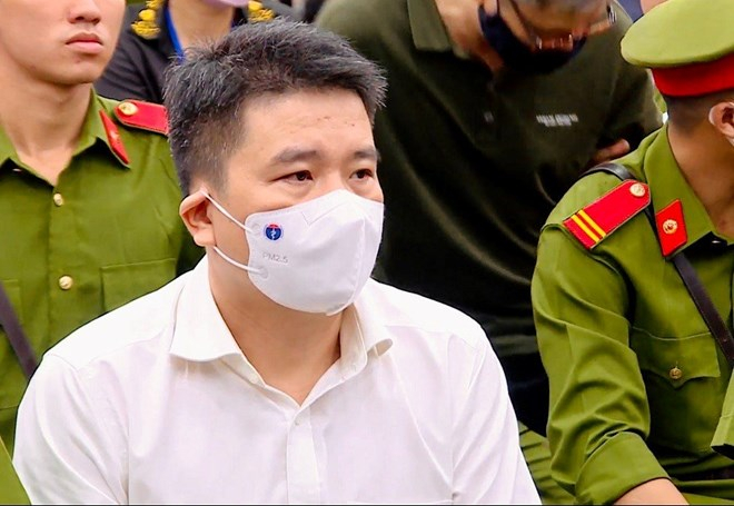 Cựu Phó Chủ tịch UBND tỉnh Quảng Nam Trần Văn Tân tại phiên toà vụ Chuyến bay giải cứu.