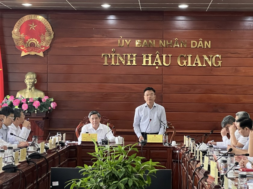 Đoàn công tác do Bộ trưởng Bộ Tư pháp Lê Thành Long làm trưởng đoàn làm việc với tỉnh Hậu Giang về tháo gỡ những khó khăn, vướng mắc trong sản xuất kinh doanh, đầu tư công, xây dựng hạ tầng, xuất nhập khẩu tháng 5/2023.