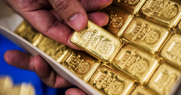 Giá vàng ngày mùng 3 Tết: Vàng quốc tế bật tăng, trong nước vẫn nghỉ tết