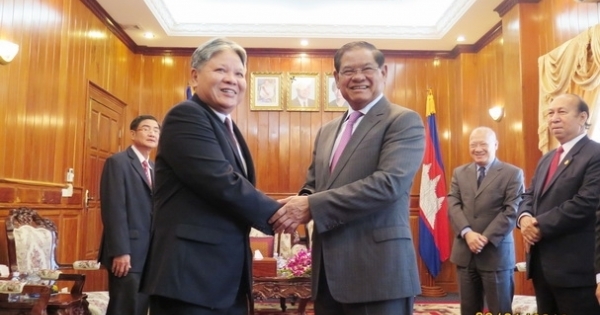 Bộ trưởng Hà Hùng Cường tiếp kiến Phó Thủ tướng Chính phủ Vương quốc Căm-pu-chia