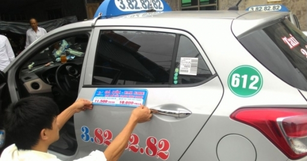 Hà Nội: Xử lý nghiêm việc không giảm giá cước taxi