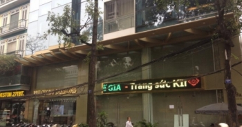 Cửa hàng buôn kim cương lớn nhất Hà Nội, một ngày sau lệnh khám xét