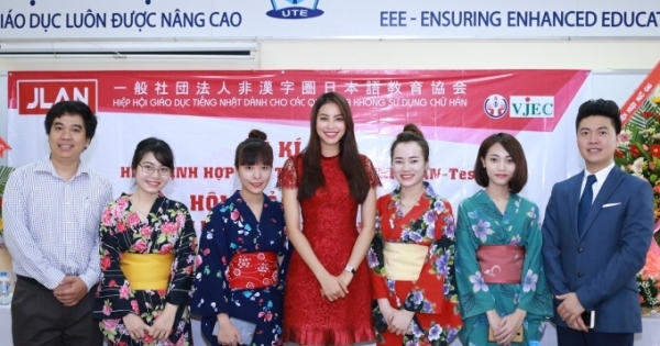 Hoa hậu Phạm Hương hướng tới hình ảnh đại sứ Văn hóa