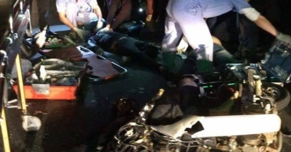 Phú Thọ: Xe máy va chạm với xe khách, 3 người tử vong