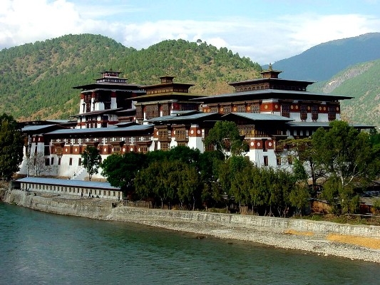 Đất nước Bhutan được mệnh danh l&agrave;