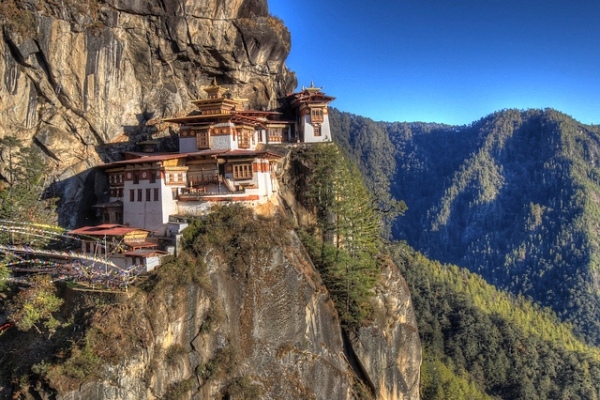 Tu viện Taktsang - một trong những tu viện Phật gi&aacute;o nổi tiếng ở Bhutan m&agrave; bất cứ người d&acirc;n n&agrave;o ở đ&acirc;y cũng muốn đến một lần trong đời. Ảnh: internet.