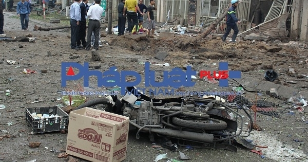Phó Thủ tướng Nguyễn Xuân Phúc chỉ đạo khắc phục hậu quả vụ nổ ở Khu đô thị Văn Phú