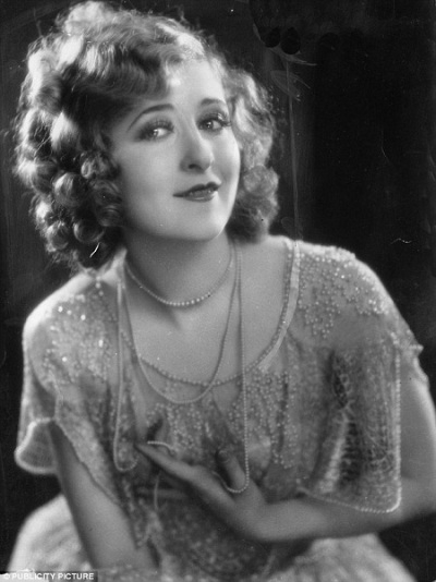 Người vợ đầu ti&ecirc;n của Chaplin l&agrave; nữ diễn vi&ecirc;n kiều diếm Mildred Harris. Ảnh: internet.