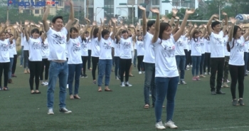Hé lộ MV "Đường đến ngày vinh quang" cùng 1.000 bạn trẻ