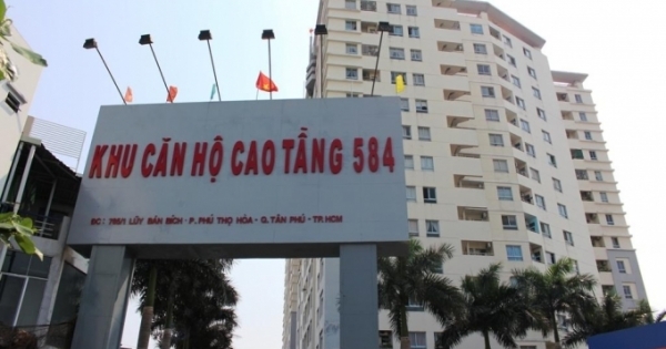 Vụ 16 người kẹt thang máy ở Sài Gòn: Nạn nhân không gọi được cứu hộ