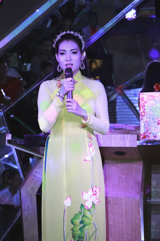 Ca sĩ Trang Anh Thơ