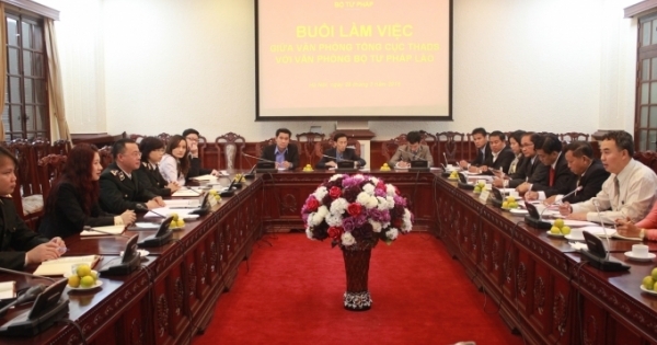 Thắt chặt quan hệ hợp tác hữu nghị Việt Nam - Lào