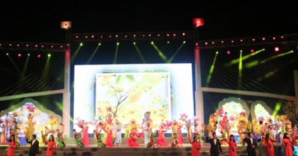 Quảng Ninh: Khai mạc Lễ hội hoa Anh Đào - Mai vàng Yên tử, Hạ Long 2017
