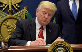 Bản tin Quốc tế Plus số 11: Tổng thống Donald Trump ký sắc lệnh nhập cảnh mới