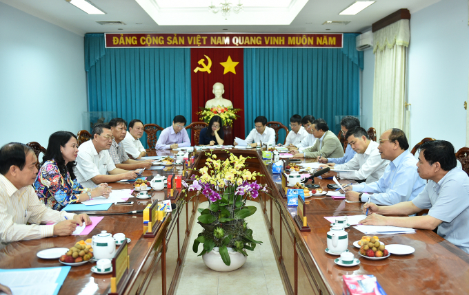 Thủ tướng Nguyễn Xu&acirc;n Ph&uacute;c l&agrave;m việc với tỉnh An Giang.&nbsp;