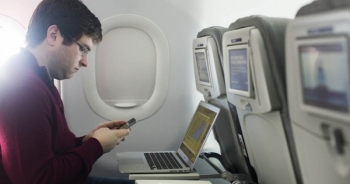 Mỹ - Anh cấm mang laptop, máy tính bảng lên máy bay