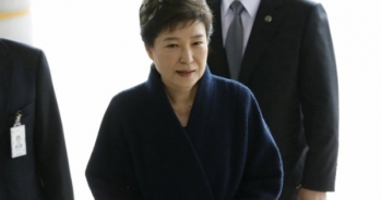 Công tố viên Hàn Quốc đề nghị bắt bà Park Geun-Hye