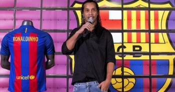 Ronaldinho ra mắt sản phẩm âm nhạc đầu tay với tựa đề Sozinho
