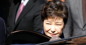 Bà Park Geun-hye chính thức bị bắt giữ