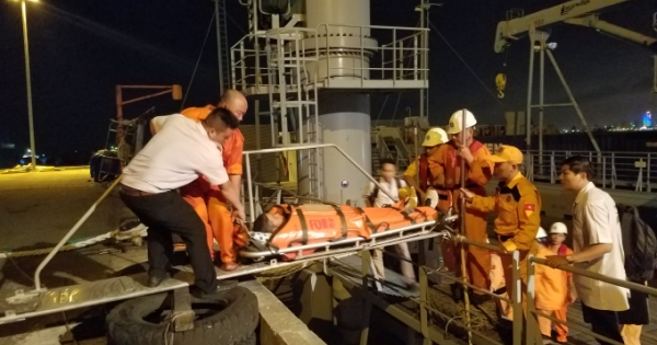 Cứu nạn thuyền viên quốc tịch Phillippines bị nhồi máu cơ tim khi đi biển