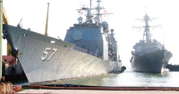 Đoàn tàu Hải quân Hoa Kỳ lần đầu tiên có chuyến thăm chính thức Việt Nam