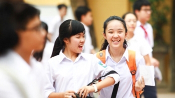 Ninh Thuận: Cấm giáo viên viết hộ đơn dự tuyển vào lớp 10 cho học sinh